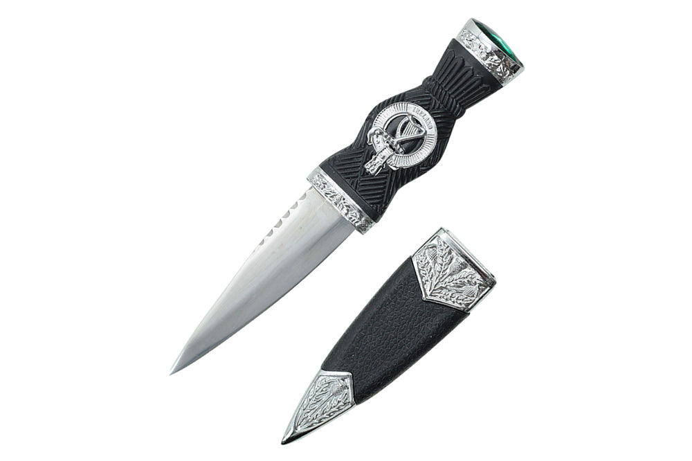 7.25-inch overall Dirk with harp handle and green gem